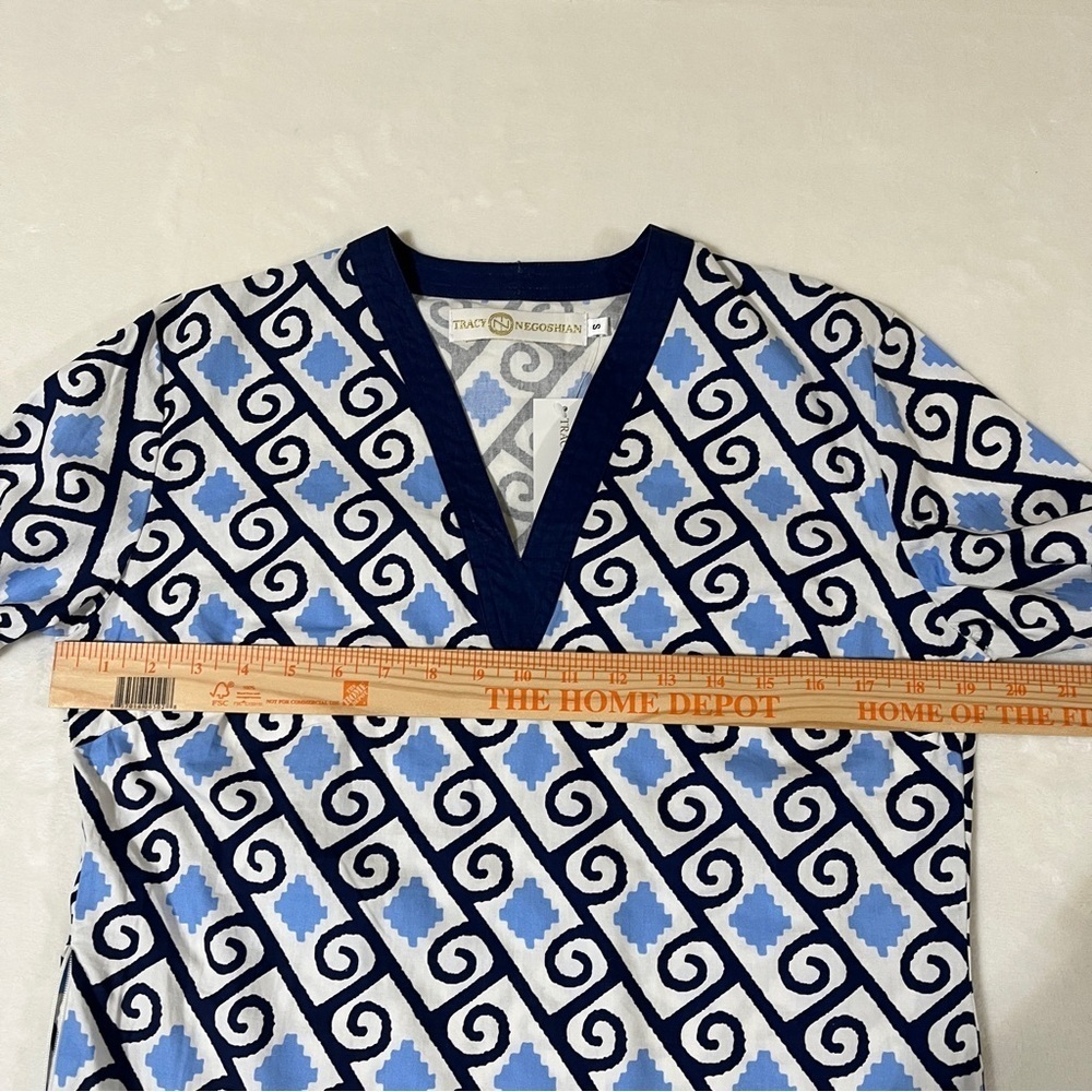TRACY NEGOSHIAN Women Navy White Geometric V-neck Tunic Size Small - Picture 9 of 10
